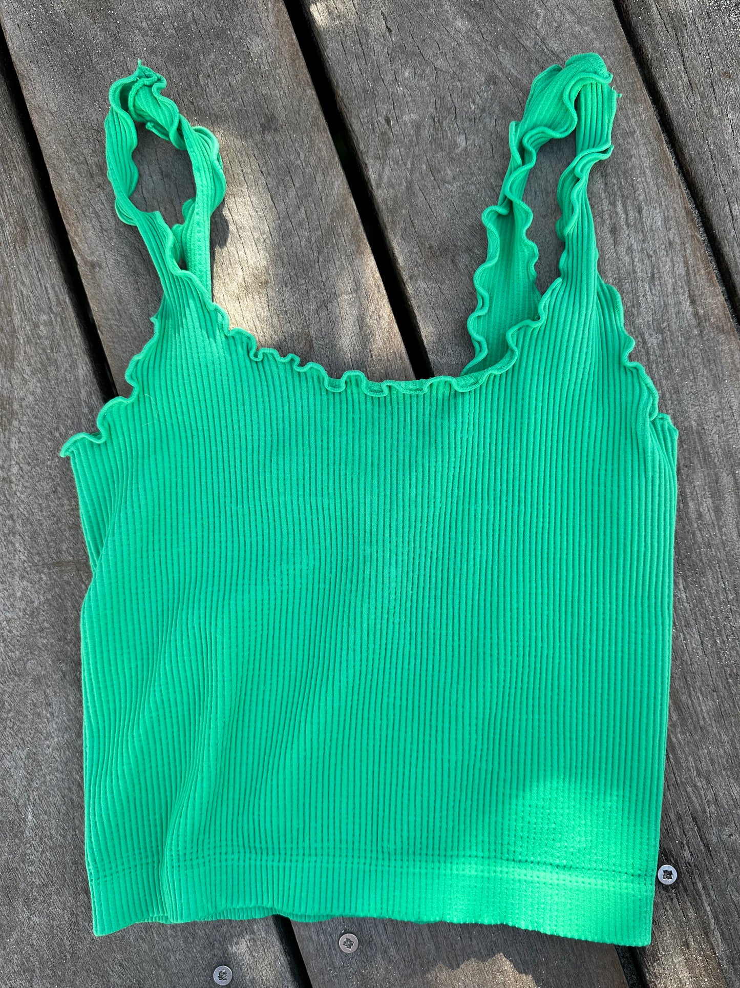 Wave Edge Crop Top