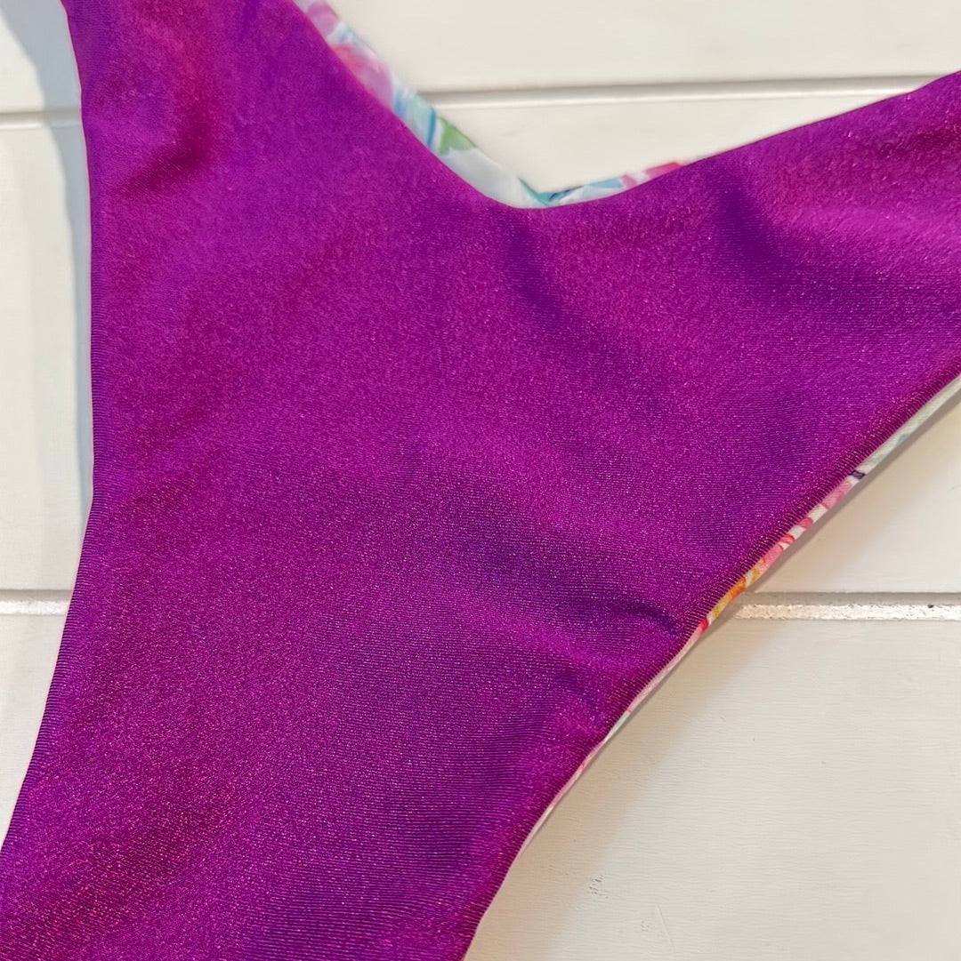 V Cut Bottom