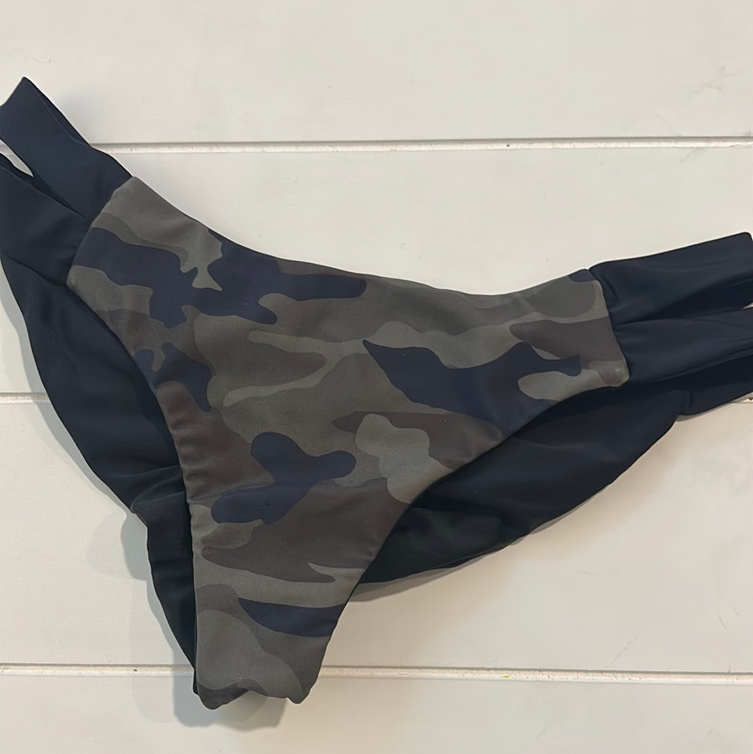 Abaco Scrunch Bottom