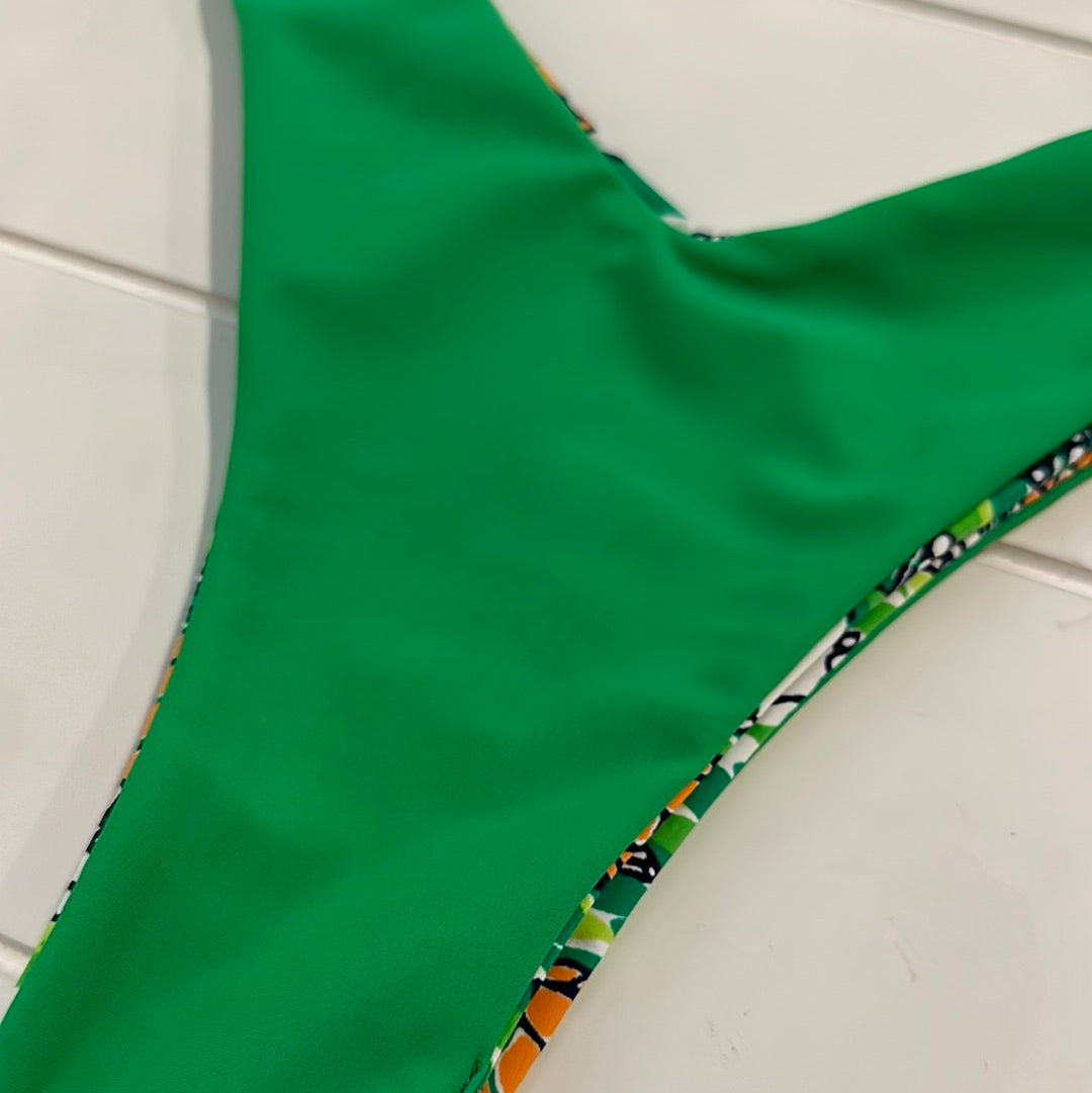 V Cut Bottom