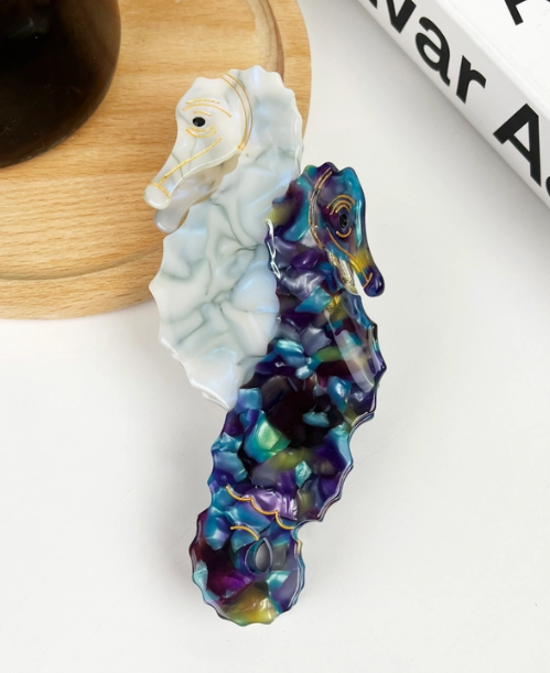 Seahorse (Blue/Purple) Claw Clip