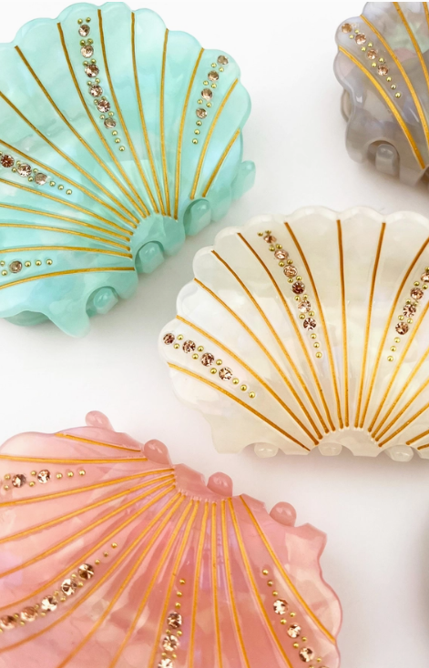 Crystal Shell Green Claw Clip